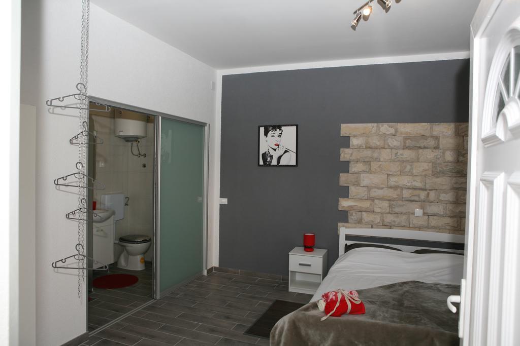 Apartments & Room Dijana Trogir Ruang foto